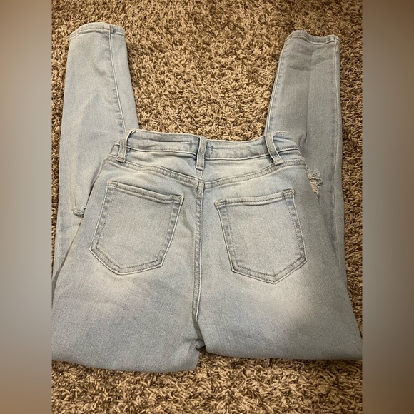 Jeans - Picture 10 of 13